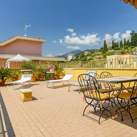 Rivierarent Sea Terrace Pietra Ligure