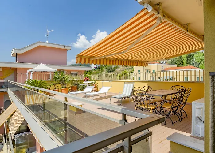 Rivierarent Sea Terrace بيترا ليغوري