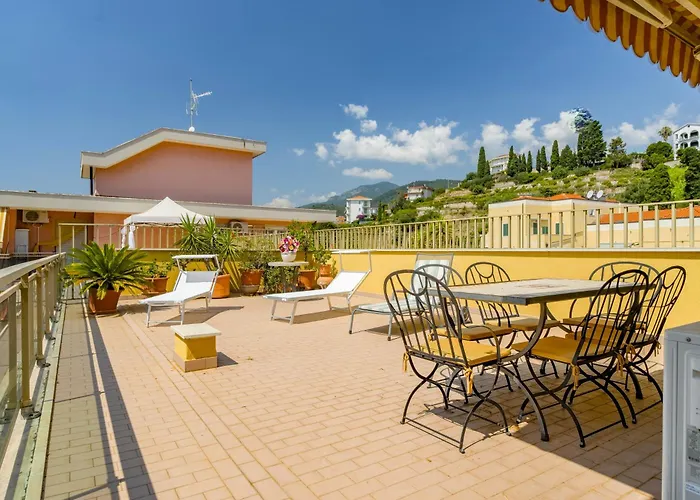 Rivierarent Sea Terrace Pietra Ligure